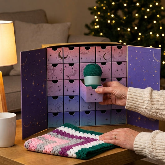 Crochet Advent Calendar 2026 | 25 Days of Yarn with Blanket Pattern and Extra Patterns, Christmas Gift for Crocheters