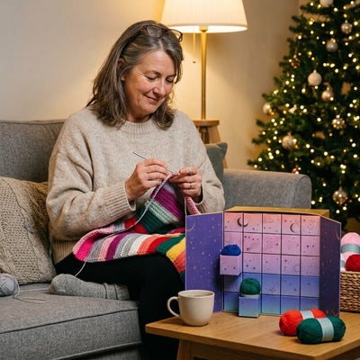 Crochet Advent Calendar 2026 | 25 Days of Yarn with Blanket Pattern and Extra Patterns, Christmas Gift for Crocheters